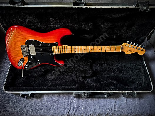 İkinci El ve Sıfır Alışveriş / Müzik / Müzik Aletleri / Telli Çalgılar / Gitar / Elektro