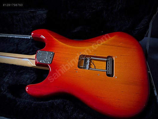 İkinci El ve Sıfır Alışveriş / Müzik / Müzik Aletleri / Telli Çalgılar / Gitar / Elektro