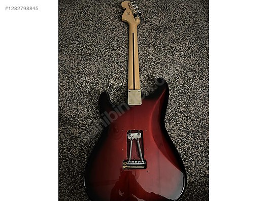 İkinci El ve Sıfır Alışveriş / Müzik / Müzik Aletleri / Telli Çalgılar / Gitar / Elektro