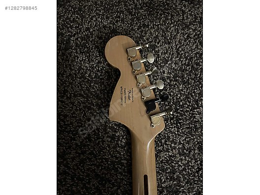 Squier Elektro Gitar