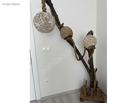 Used & Brand New Items / Home Decor / Lighting / Floor Lamp