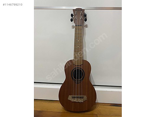 Lag ukulele deals