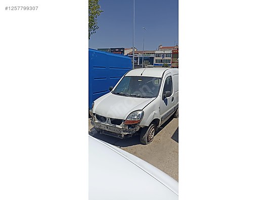 RENAULT Kangoo 2006 Renault kangoo 1.5 dci çekme belgeli parça ister komple Oto Mavili