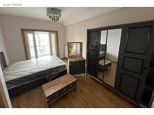 Used & Brand New Items / Home Decor / Furniture / Bedroom / Bedroom Furniture Set