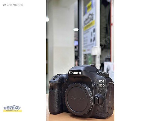 【極美品】Canon EOS 80D フルセット！ Amazon.co.jp: Canon EOS 80D DSLR Camera Lens Kit EF-S18-135mm F3.5