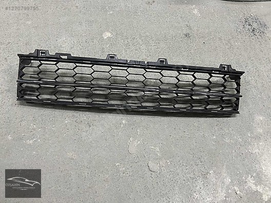 SKODA SÜPER B ÖN TAMPON ORTA IZGARA KROM ÇITA 3V0853677 - İlan ve
