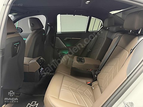 Vasıta / Otomobil / BMW / i Serisi / i5 / eDrive 40 / M Sport