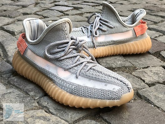 Adidas Yeezy Erkek Ayakkabi 40 45 Arasi Numaralar Mevcut Erkek Spor Ayakkabi Modelleri Sahibinden Com Da 874801580