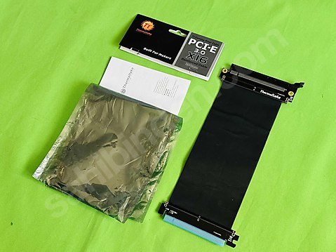 THERMALTAKE PCI-E X16 - 3.0 / Riser Cable 200mm