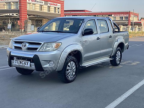 sahibinden toyota hilux adana