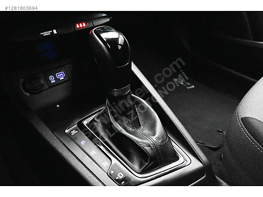 Vasıta / Otomobil / Hyundai / i20 / 1.4 MPI / Jump