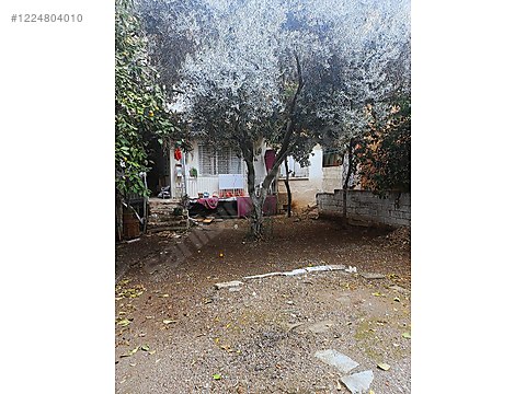 YEŞİLYURTTA SATILIK MÜSTAKİL İKİ KATLI EV