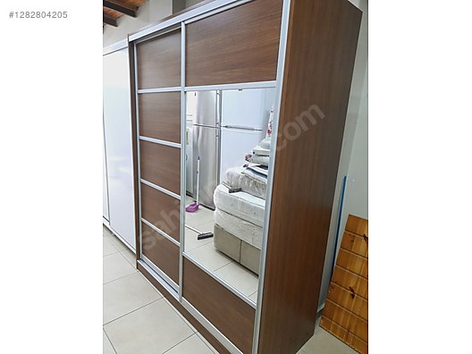 Used & Brand New Items / Home Decor / Furniture / Bedroom / Wardrobe