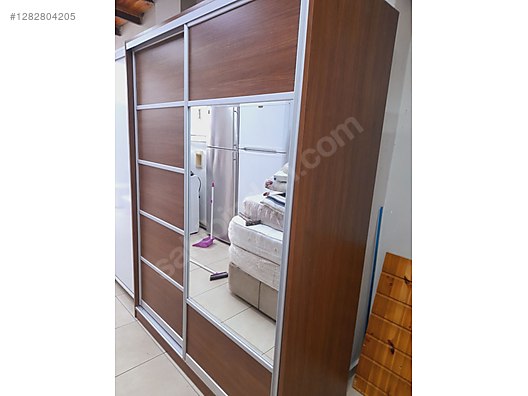 Used & Brand New Items / Home Decor / Furniture / Bedroom / Wardrobe