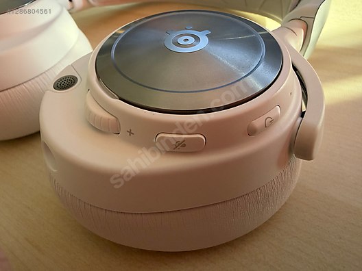 Used & Brand New Items / Gaming & Gamers Exclusive / Gaming Equipment / Gaming Headset