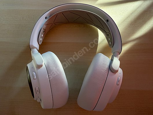 Used & Brand New Items / Gaming & Gamers Exclusive / Gaming Equipment / Gaming Headset