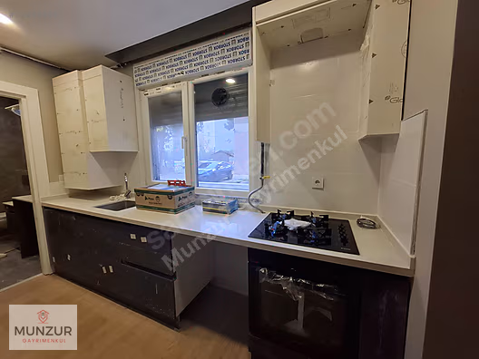 İÇERENKÖY YENİYOL'DA SIFIR BİNADA 1+1 LÜX YAPILI SATILIK DAİRE #1284804571