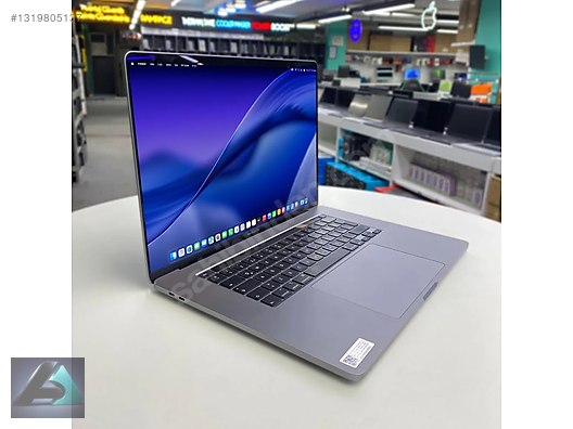MacBookPro16 A2141 16GB/512GB 付属多数お得セット Apple Macbook / Apple A2141 MacBook Pro 16