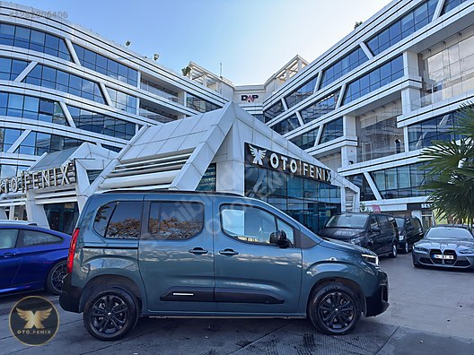OTOFENİX 2024 CITOREN BERLINGO SHINE E-TOGGLE ŞRT.TAKİP 13.672KM
