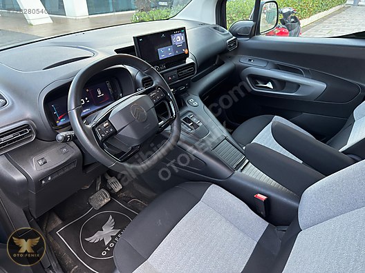 OTOFENİX 2024 CITOREN BERLINGO SHINE E-TOGGLE ŞRT.TAKİP 13.672KM