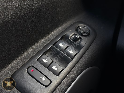 OTOFENİX 2024 CITOREN BERLINGO SHINE E-TOGGLE ŞRT.TAKİP 13.672KM