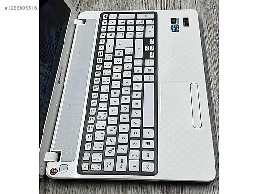 Used & Brand New Items / Computers / Laptops & Notebooks / Laptops / Packard Bell