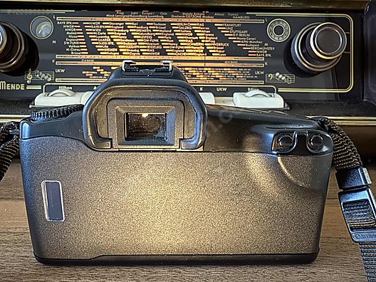 İkinci El ve Sıfır Alışveriş / Fotoğraf & Kamera / Analog Fotoğraf Makinesi / 35mm Filmli SLR / Canon