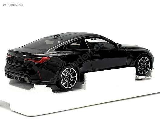 Minichamps Diecast Model 1:18 BMW Araba - 1320807094