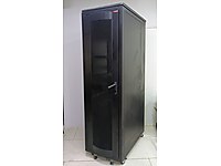 Server Dolabı (kabin)