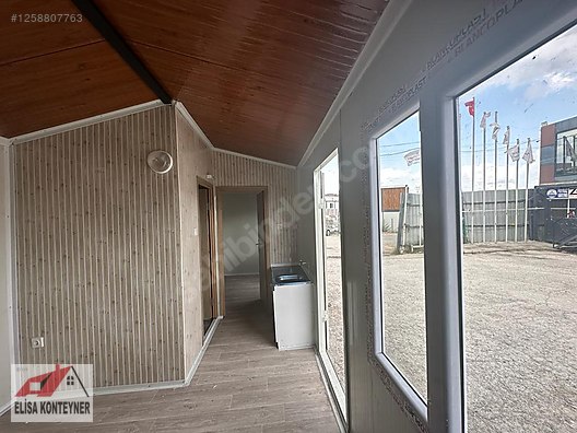 Machinery / Industrial / Containers & Cabins / Containers