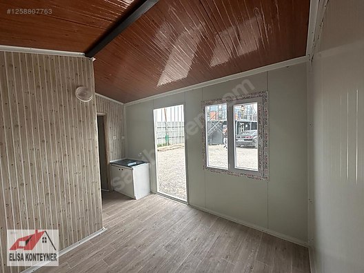 Machinery / Industrial / Containers & Cabins / Containers