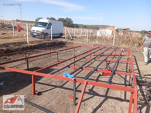 Machinery / Industrial / Containers & Cabins / Containers