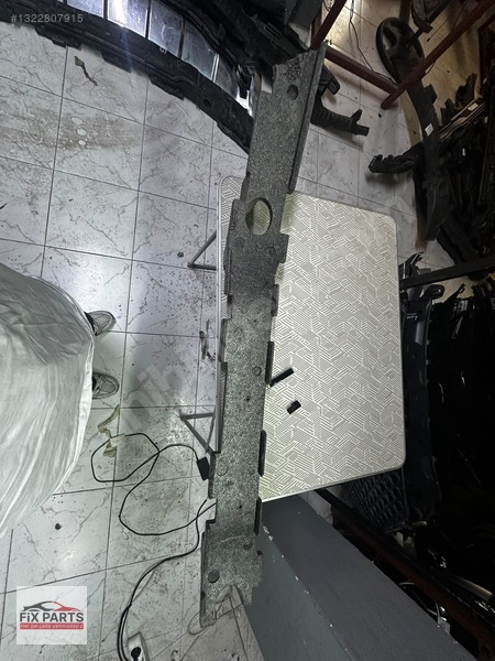 BMW 1 Serisi Tampon (Ön)