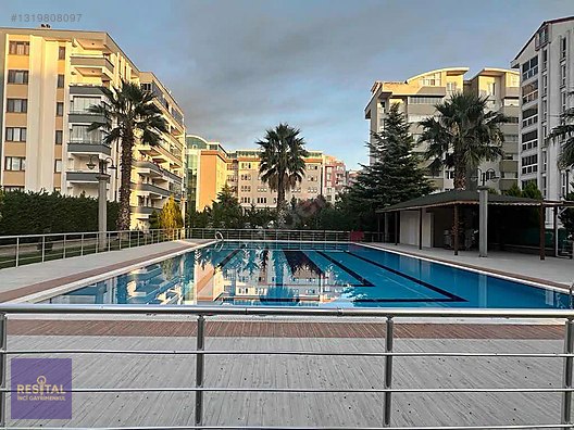 ÖZLÜCE BATIKENT'TE SİTE İÇİ 4+1 ARAKAT SATILIK DAİRE