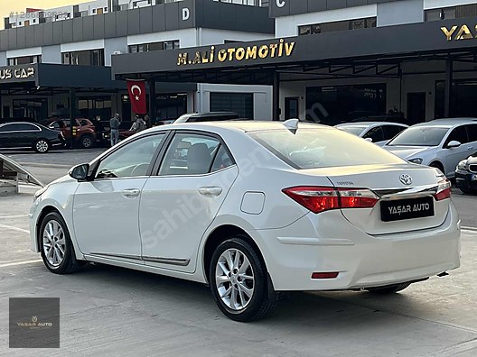 Vasıta / Otomobil / Toyota / Corolla / 1.4 D-4D / Advance