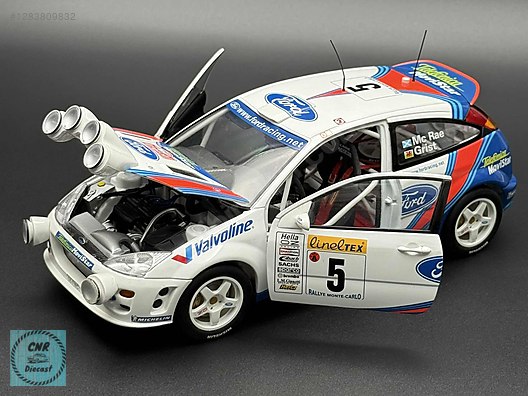 Autoart Diecast Model 1:18 Ford Araba