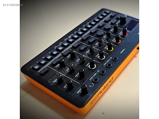 ROLAND  T-8 BEAT MACHINE ROLAND T-8 Beat Machine - Synthesizer ve Tuşlu Çalgılar sahibinden