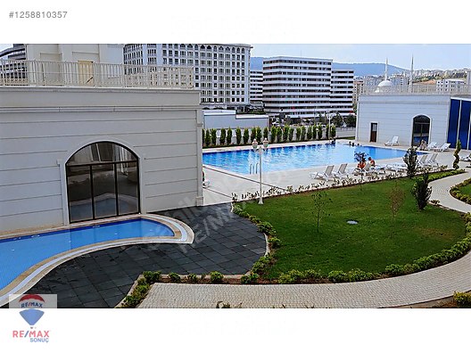 Elit Grand Palas'da Giriş Katında, BOŞ, Bahçe kullanımlı 1+1