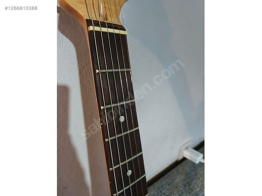 İkinci El ve Sıfır Alışveriş / Müzik / Müzik Aletleri / Telli Çalgılar / Gitar / Elektro