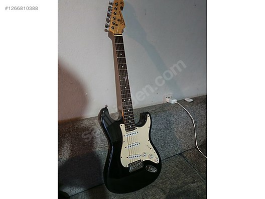 İkinci El ve Sıfır Alışveriş / Müzik / Müzik Aletleri / Telli Çalgılar / Gitar / Elektro