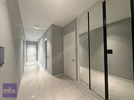 CENTRAL BALAT SİTESİNDE AZ KATLI BLOKTA SATILIK 4+1 LÜKS DAIRE