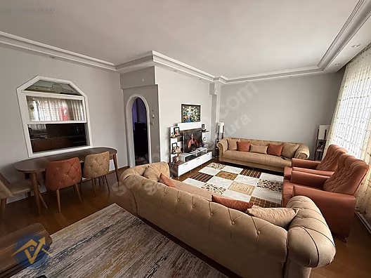 Sarıyer Merkez'de 2+1 Satılık 3. Kat | Balkon + Temiz + FIRSAT #1285811655