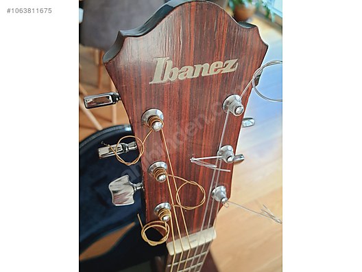 Ibanez v300 store acoustic guitar