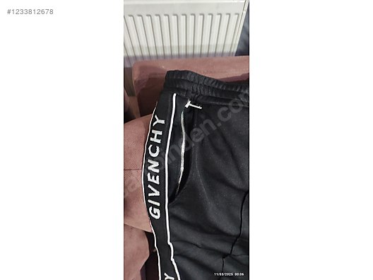 Used & Brand New Items / Clothing & Accessories / Men / Clothing / Tracksuit & Sweatsuit