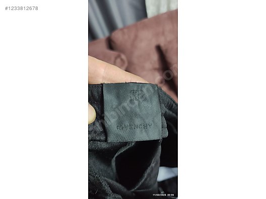 Used & Brand New Items / Clothing & Accessories / Men / Clothing / Tracksuit & Sweatsuit