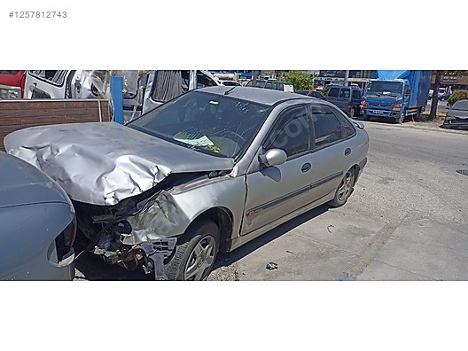 1996 Renault Laguna 1 2.0 8V F3R Motor çekme B.komple yada parça