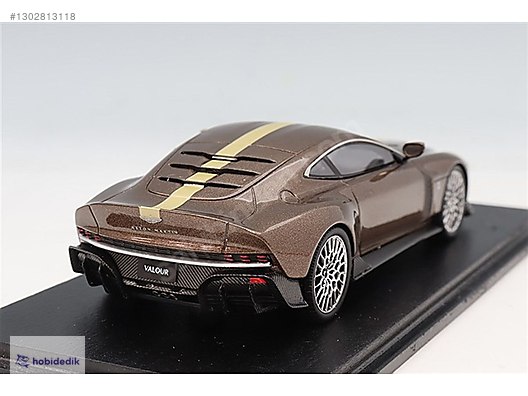 Spark 1:43 Aston Martin Valour (2024) Cumberland Grey (S7843) on