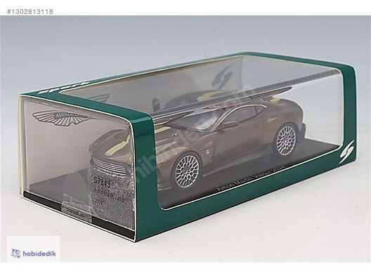 Spark 1:43 Aston Martin Valour (2024) Cumberland Grey (S7843) on