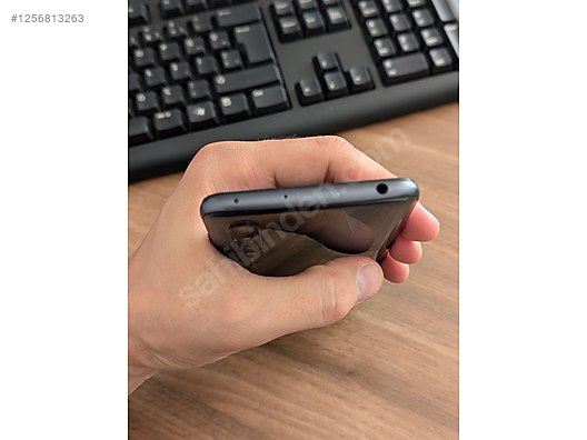 Used & Brand New Items / Cell Phones & Accessories / Cell Phones / Xiaomi / Mi 9 Lite