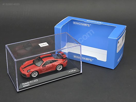 Minichamps Diecast Model 1:64 Porsche Araba - 1326814033